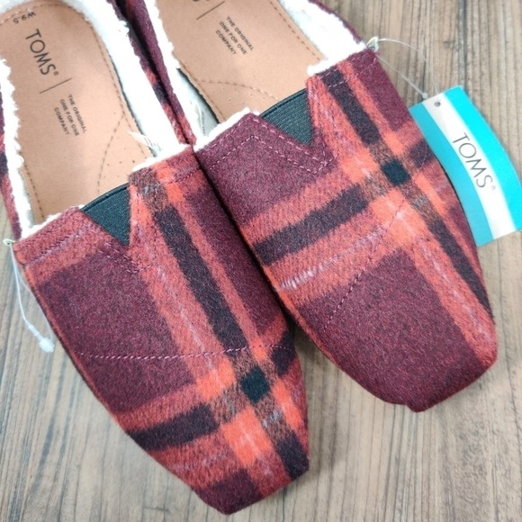 TOMS Alpargata Flat Wool Red Plaid Women's 9.5 Faux Fur Slip On Shoes‎ Boho Cute - Picture 10 of 16